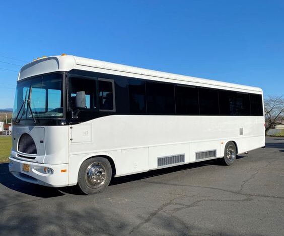 Party Bus Chatham-Kent Luxury Travel for Every Celebration