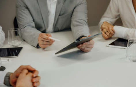 The Impact of Insolvency on Ongoing Commercial Litigation